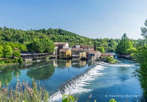 View of the village of Borghetto sul Mincio