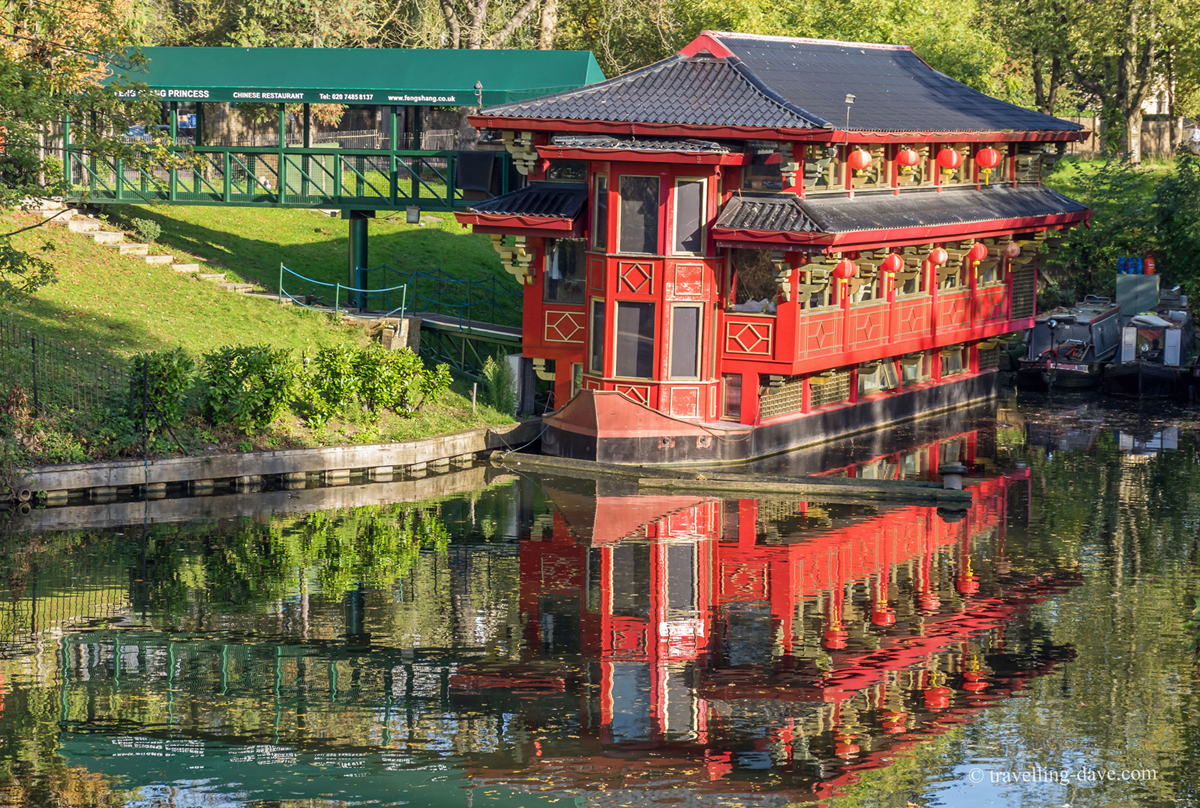 Regent's Canal floating Chinese restaurant in London