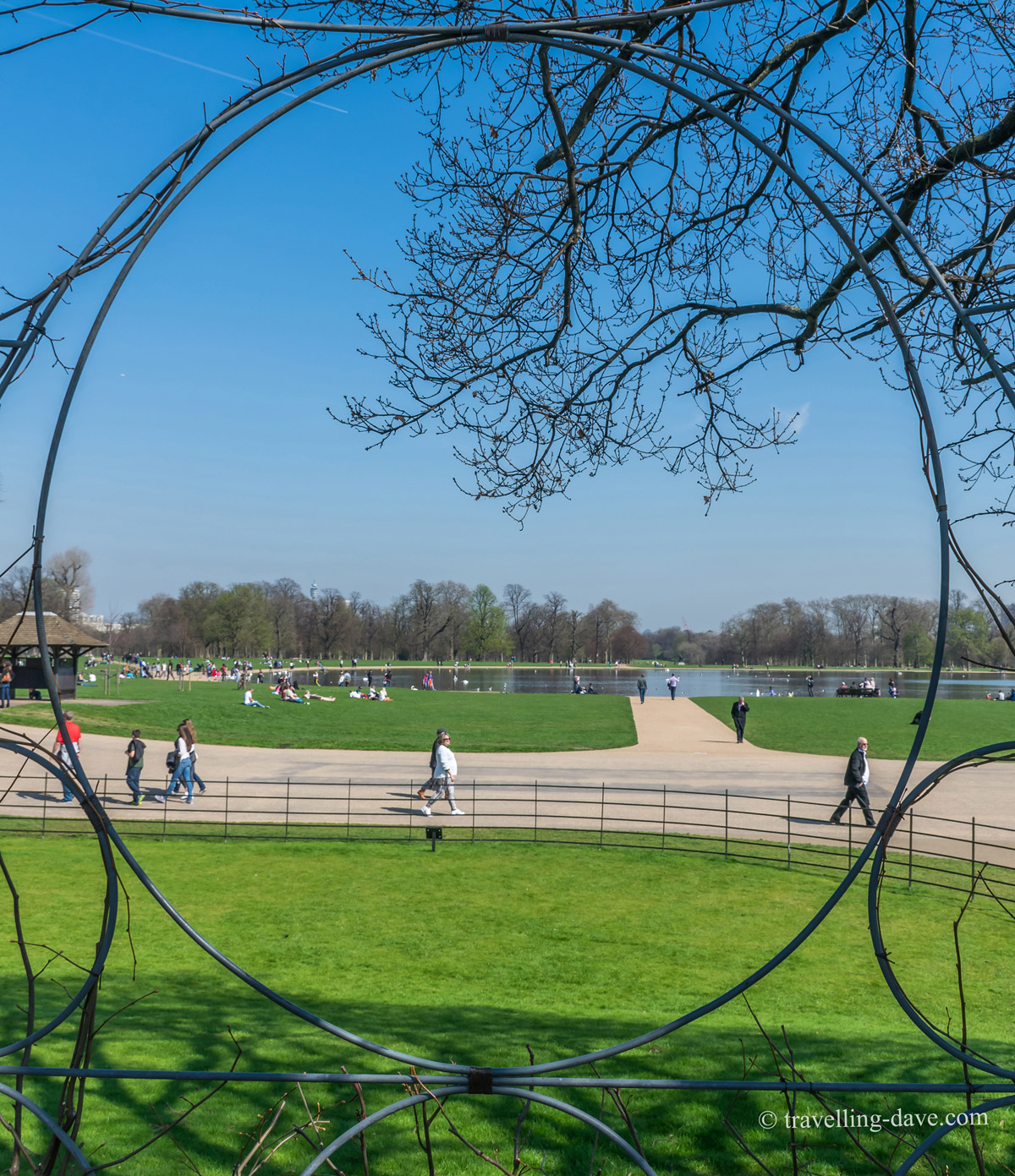 Looking through the fence from Kensington Palace