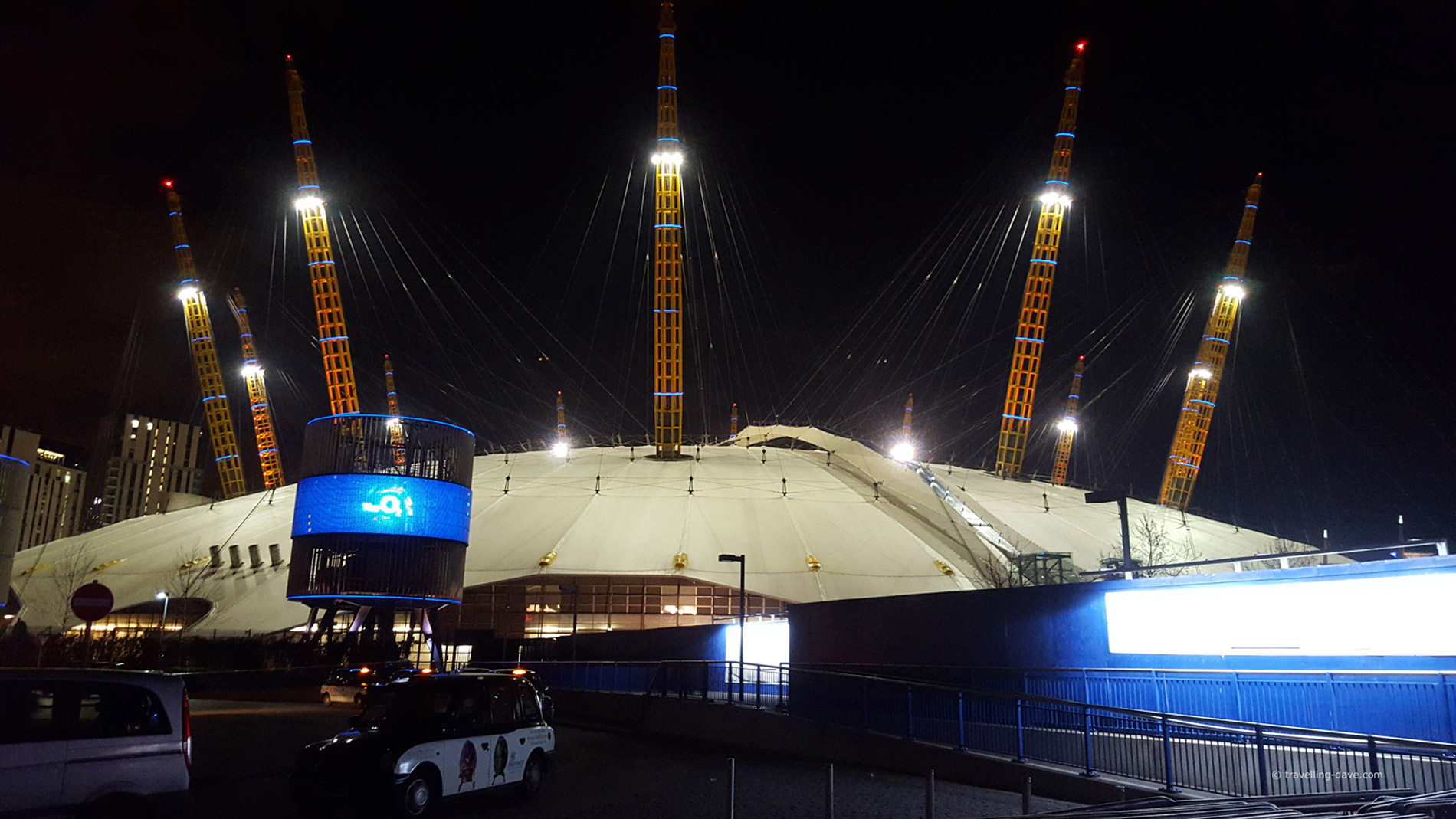 Night view of the O2 in London