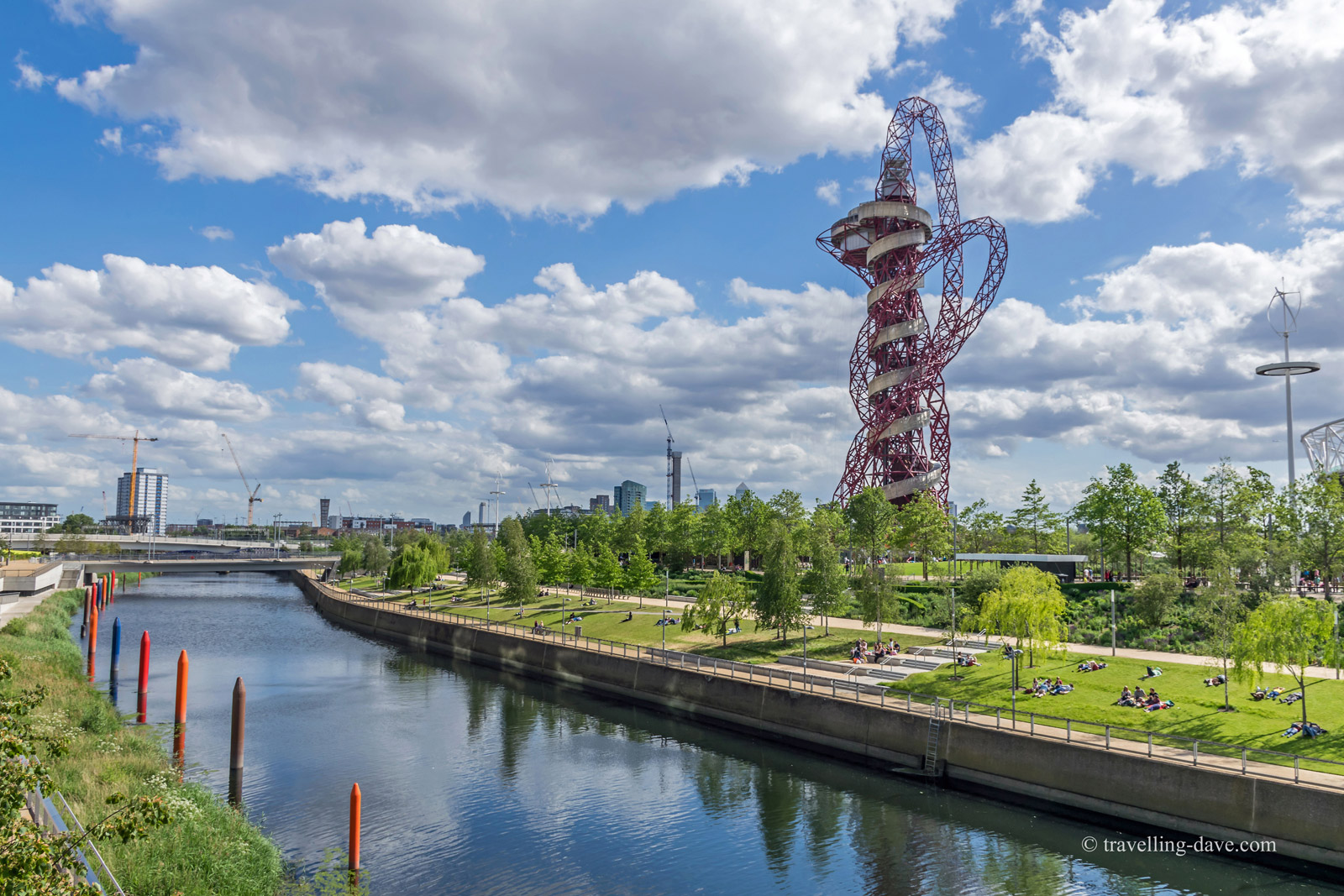 The ArcelorMittal Orbit and river