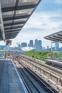 View of the platform at Pontoon Dock station
