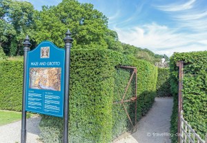 Sign at the entrance to Leeds Castle Maze