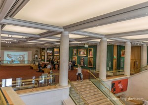 View of London's Guildhall Art Gallery