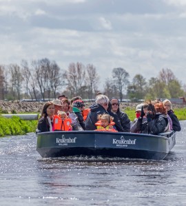 People on a boat at Keukenhof
